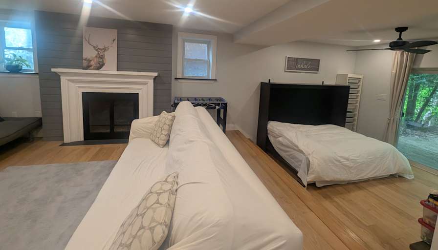 felicia's room