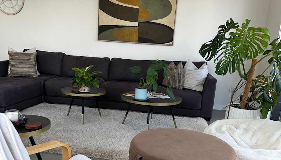 Linda A.'s room