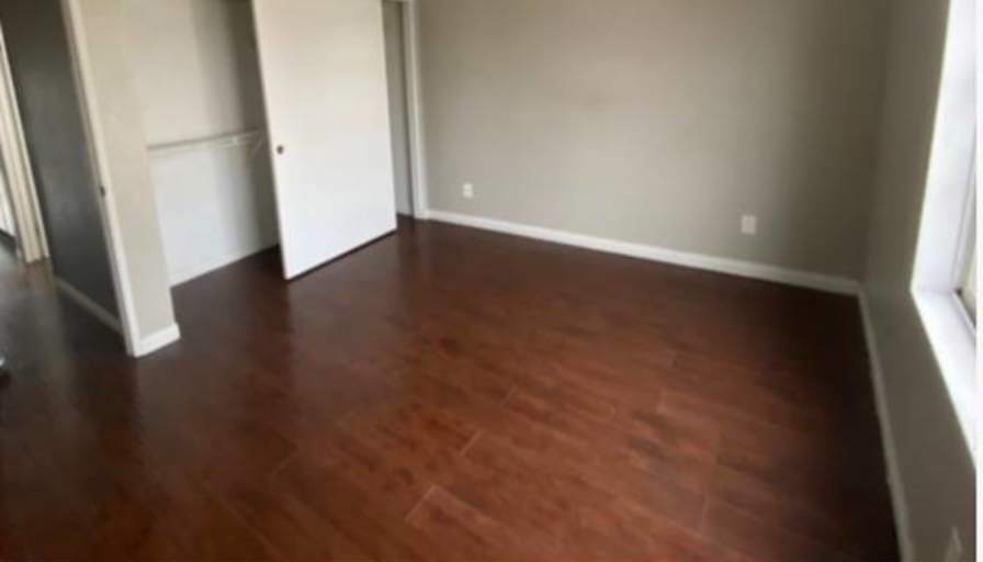 Jp Monroe's room