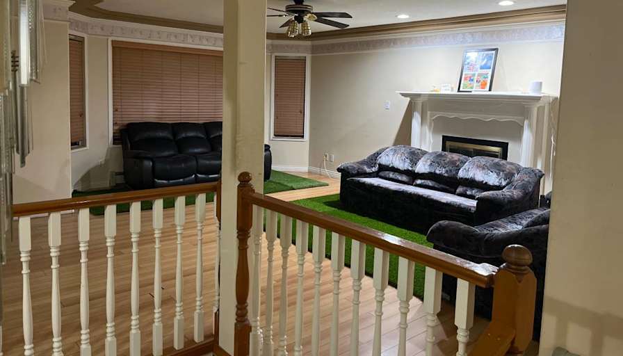 Jyoti Dhindsa's room