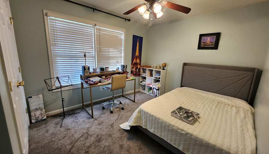 Isabelle's room