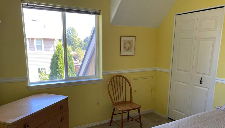 Linda's room
