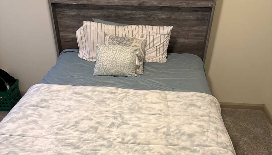 Angelo's room