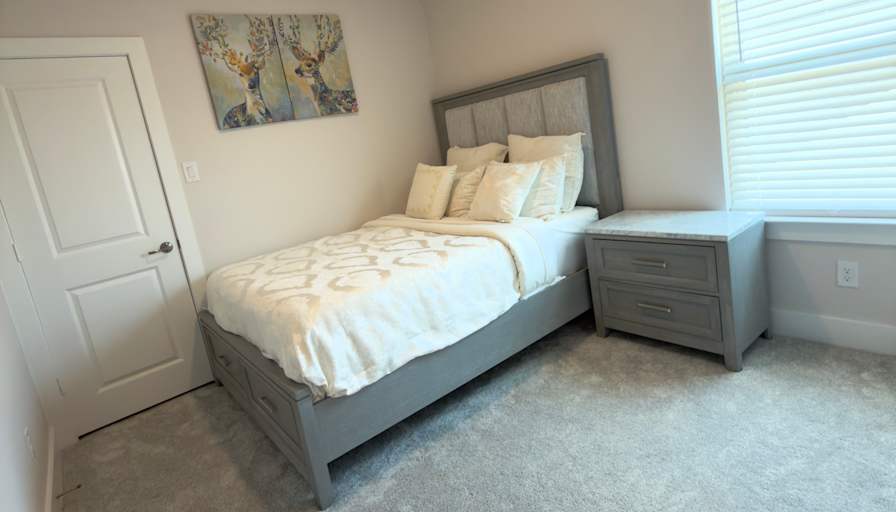 Evangelyn's room