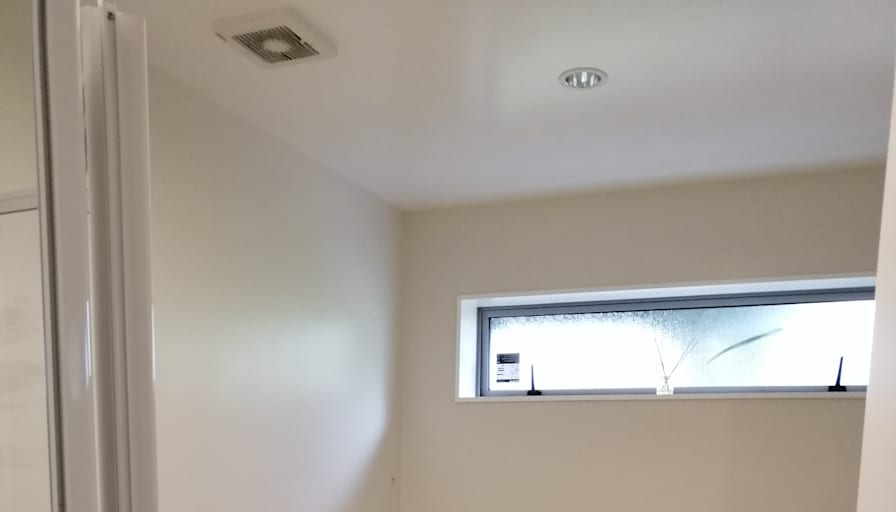 Nosh's room