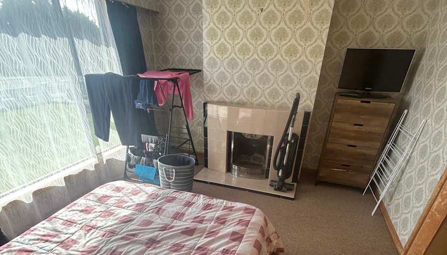 Courtney's room