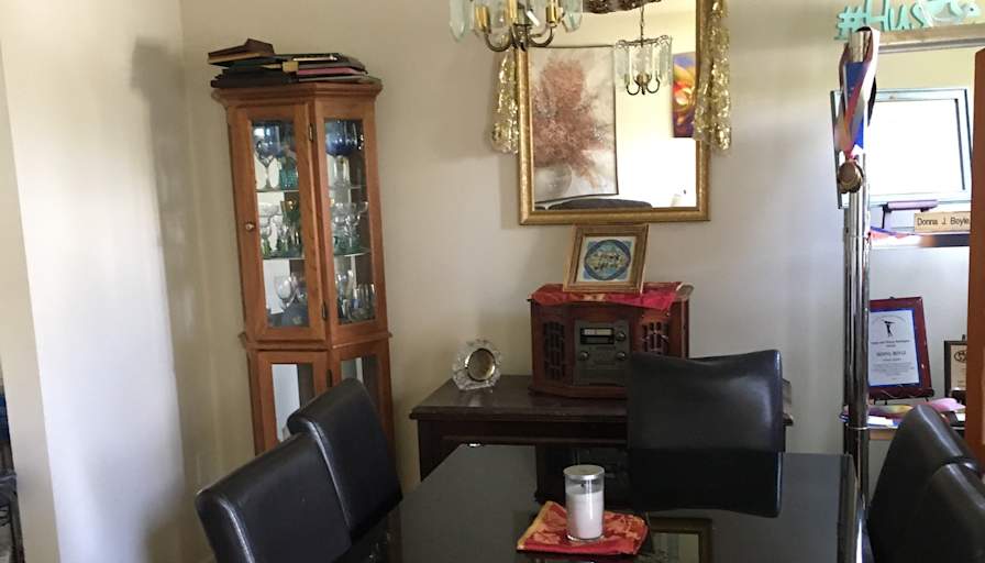 Donna's room
