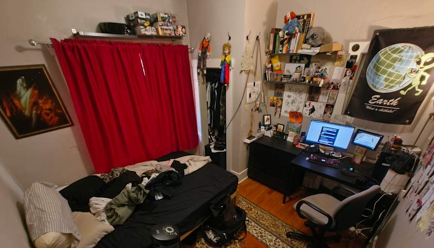 Jeff Longstreet's room