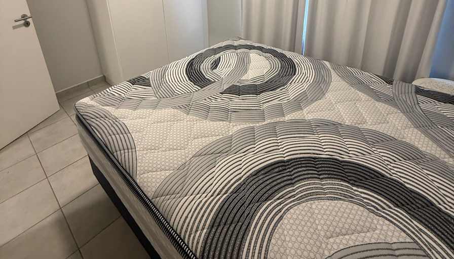 Zodidi's room