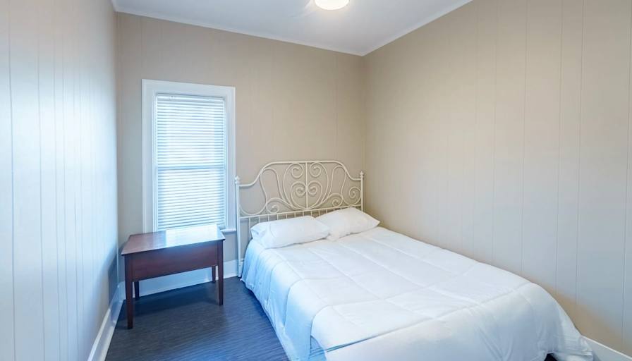 Bernadett's room