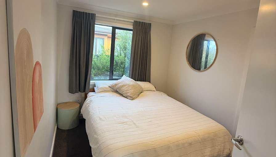 George's room