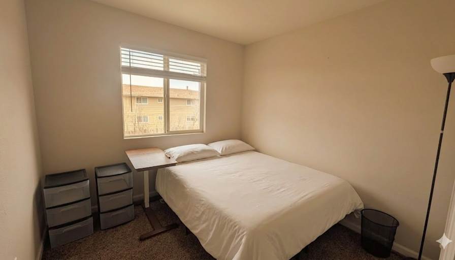 chris's room