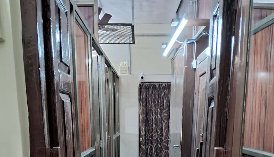 V G Abraham's room