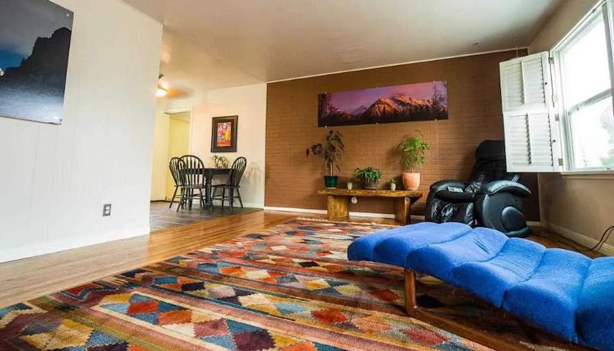 Eric's room