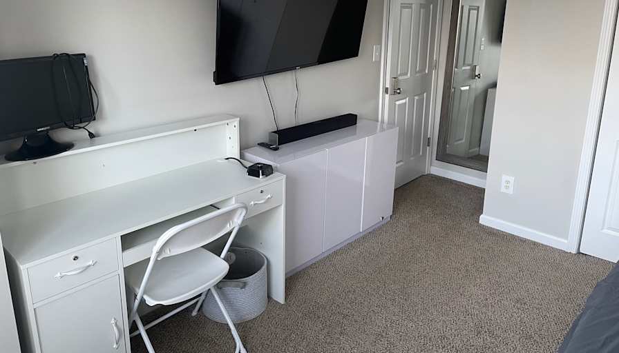 Q's room