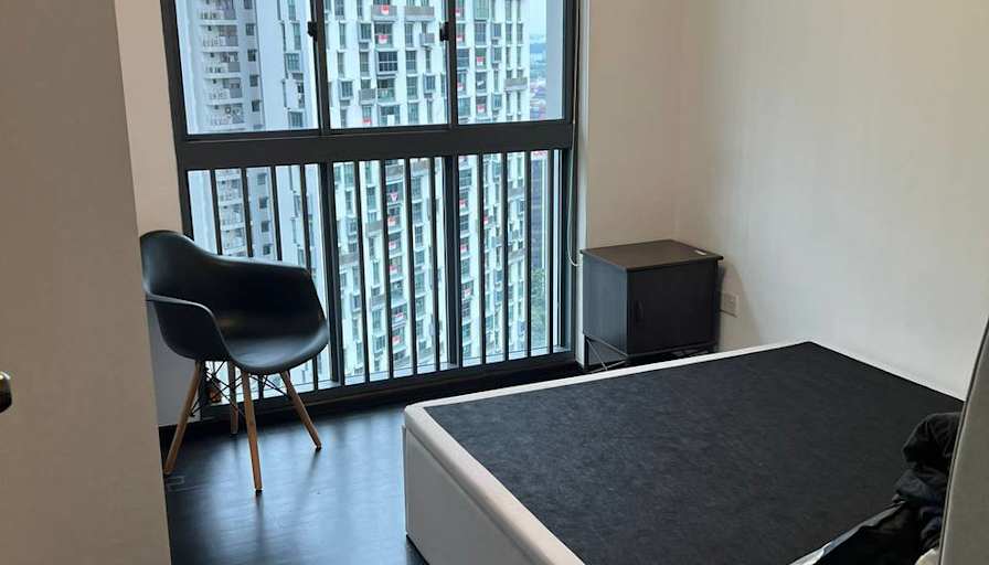 Melissa Teo's room