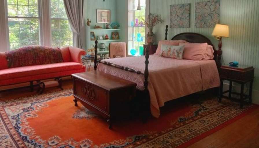 Courtney's room