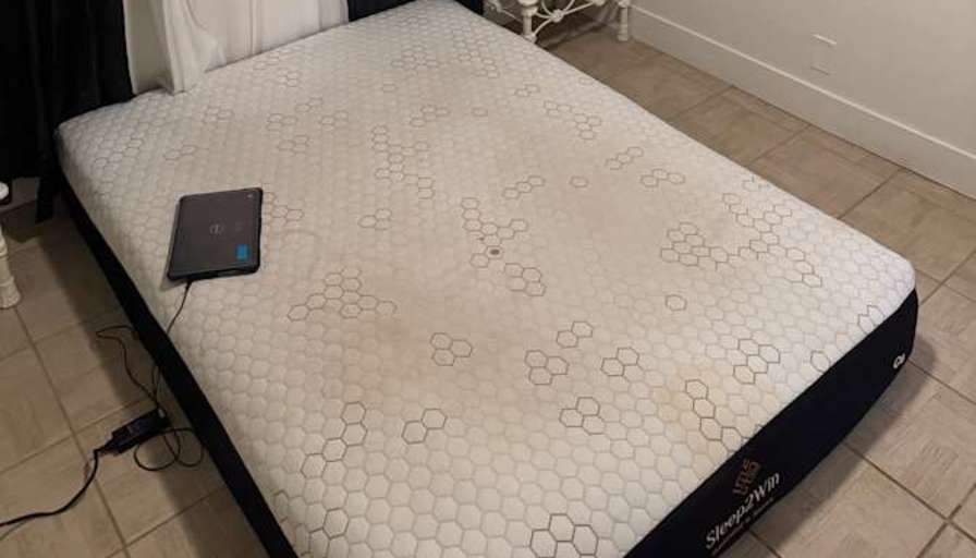 ANNETTE GONZALEZ's room