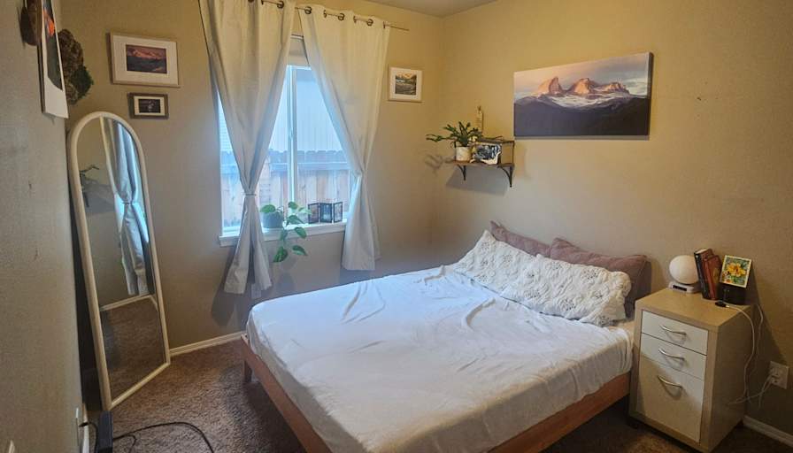 Scott's room