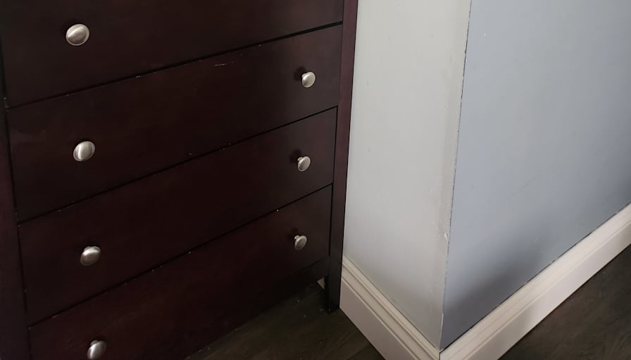 SALLY's room