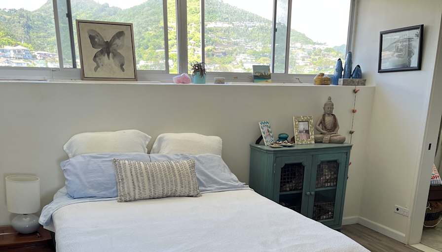 Paul S Goldkorn's room