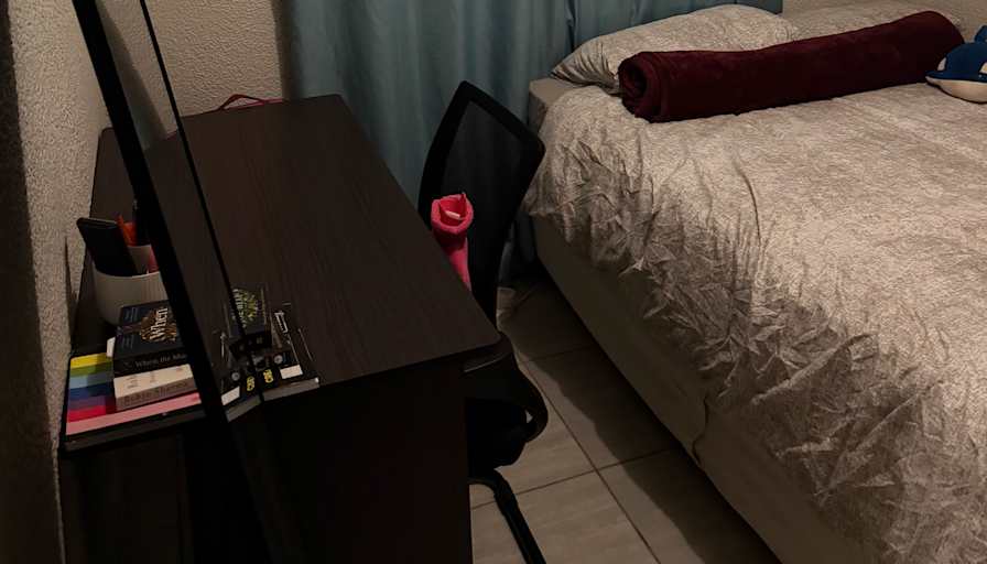 Inno's room
