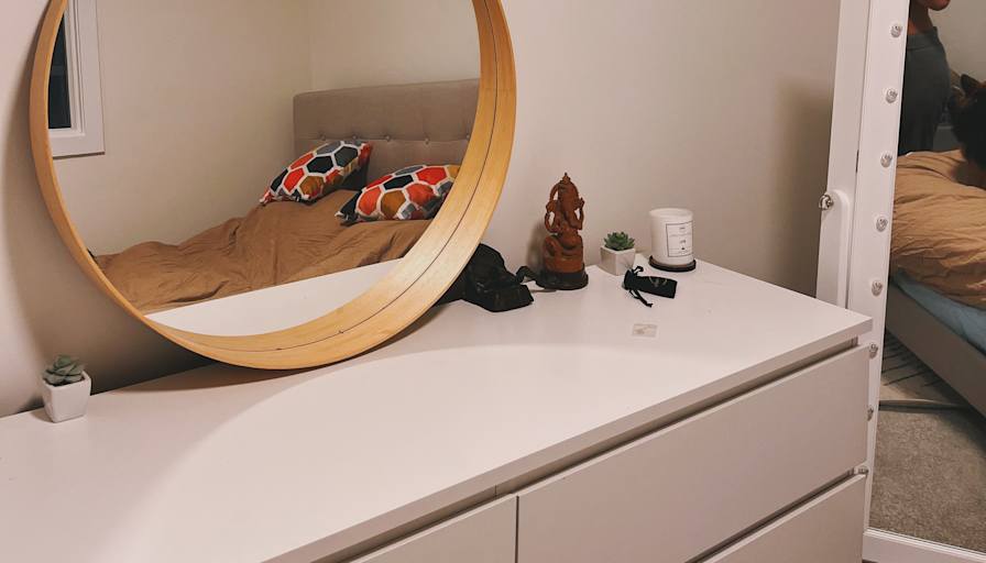 Deeya's room