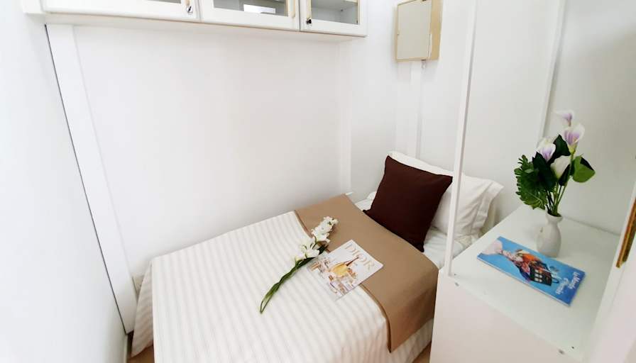 VVA EI's room