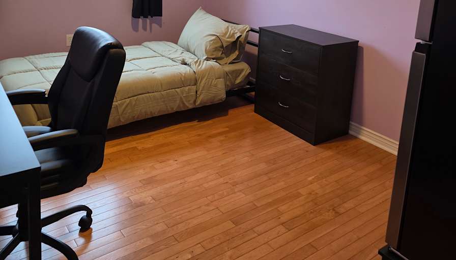 Steve's room