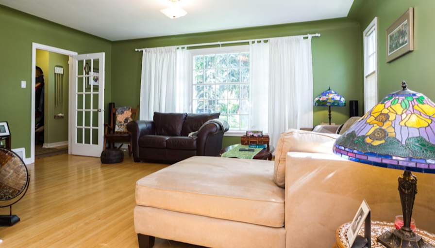 LMN's room