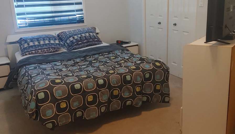 Dwight Neuman's room