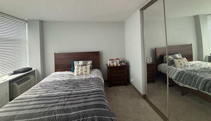 Jishy's room