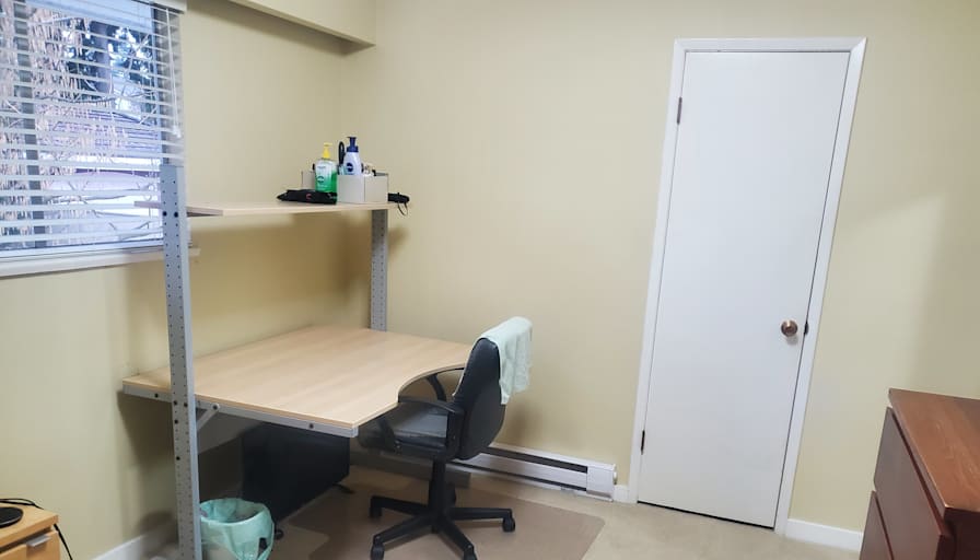 Usman/Manny's room