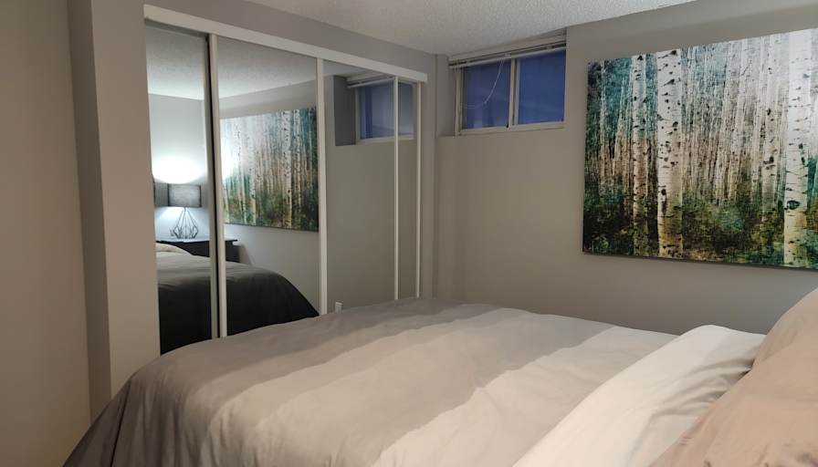 Darren's room