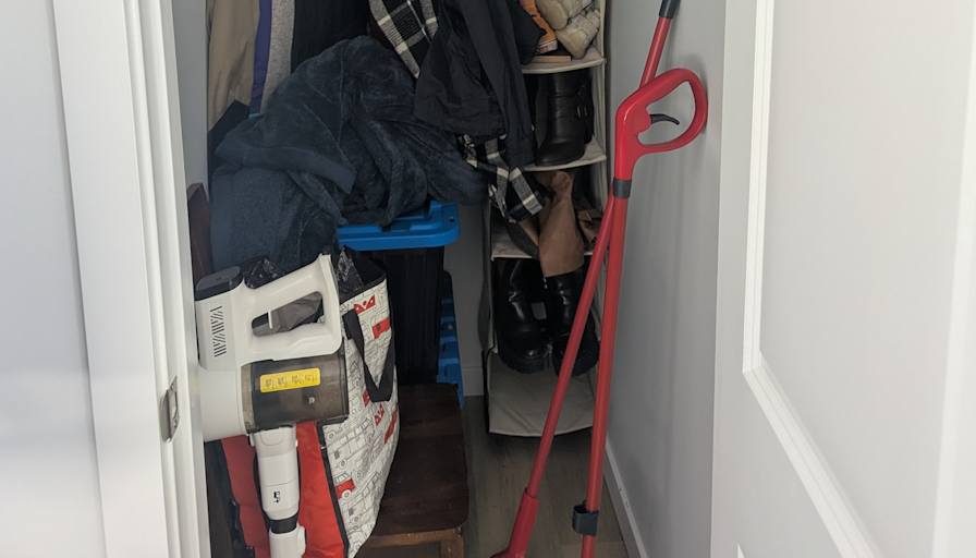 Laurie Desrochers's room