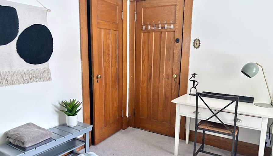 Jennie's room