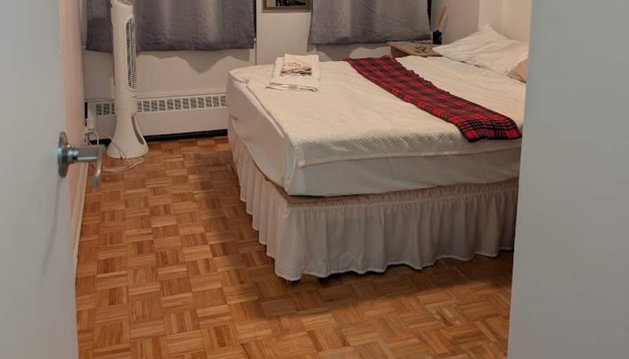 April-Anna Bremers's room