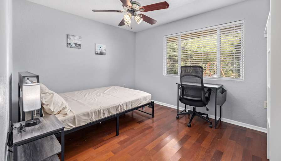 PadSplit's room