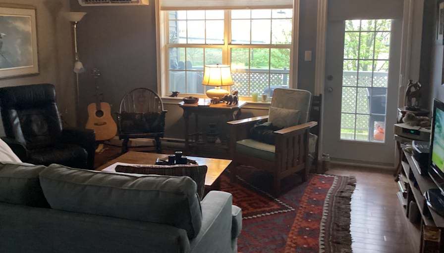 Ken's room