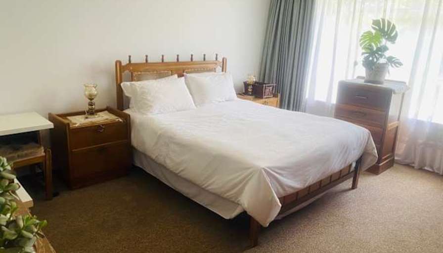 Tee's room