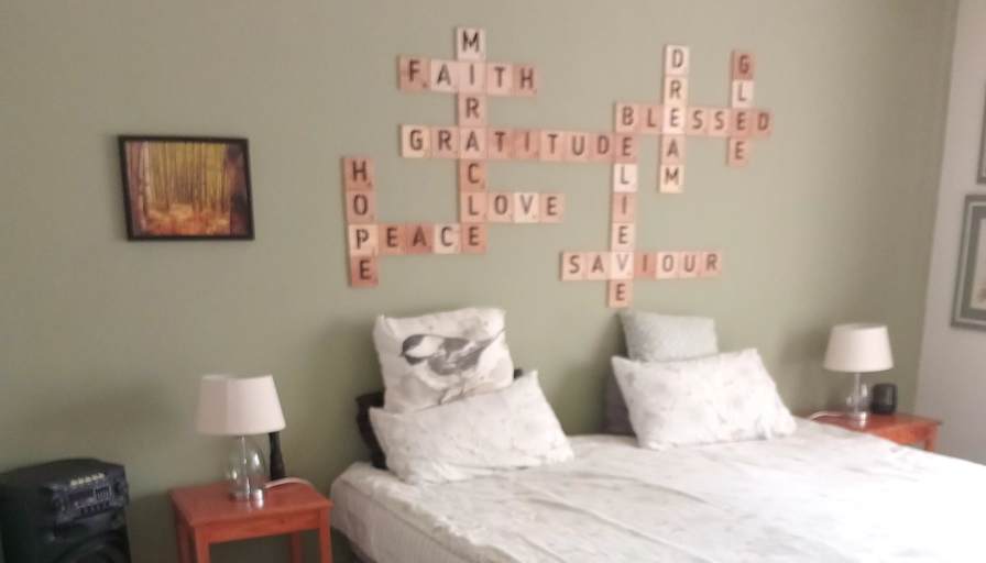 Brentwood Park's room