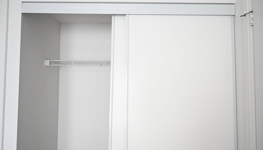 Randy's room