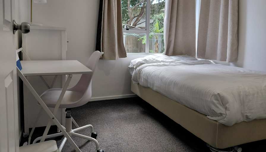 Bora's room