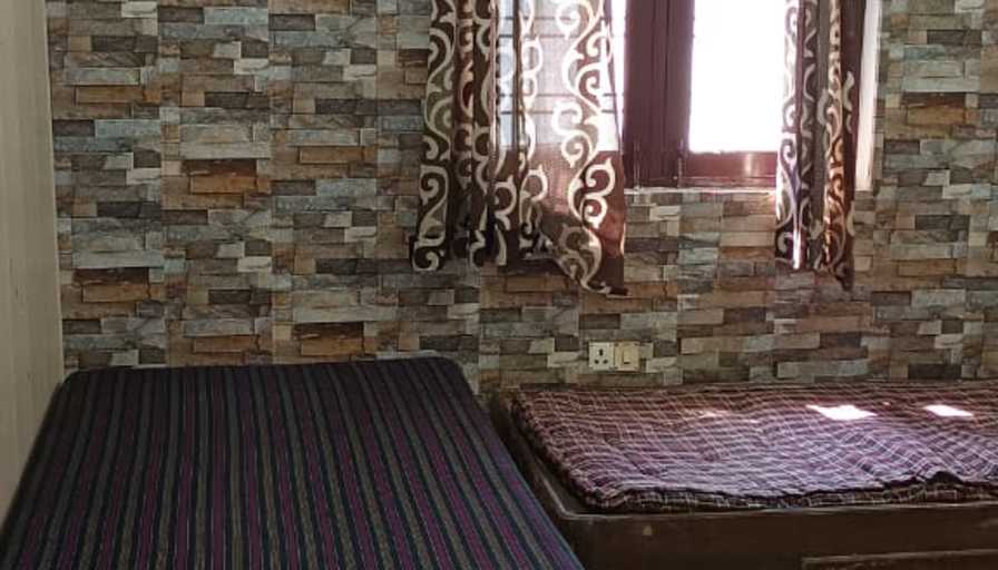 Rajat Raina's room
