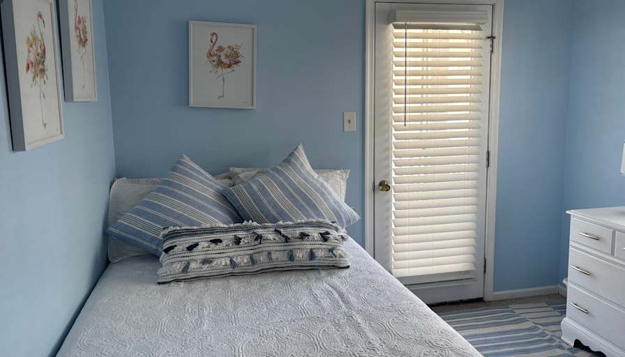 Carolyn's room