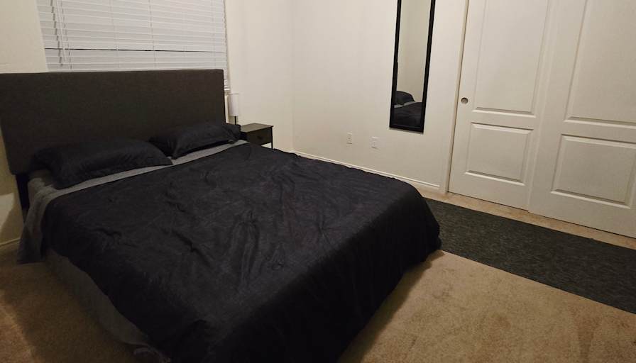 Chloe Nguyen's room