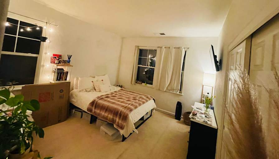 Ali's room