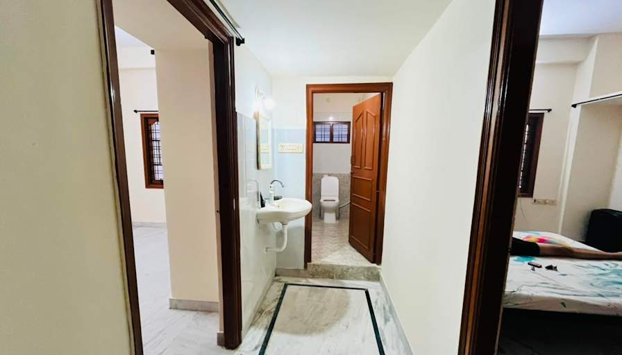 Akshat Ruhal's room