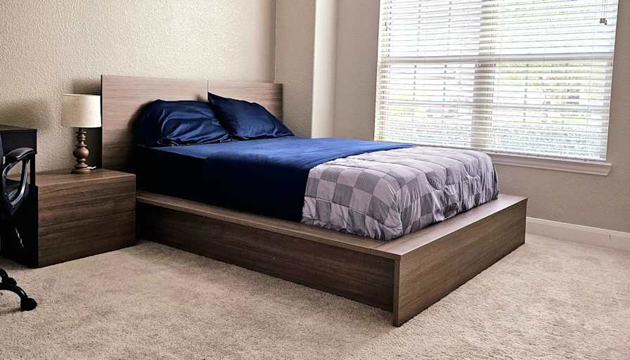 Sims's room