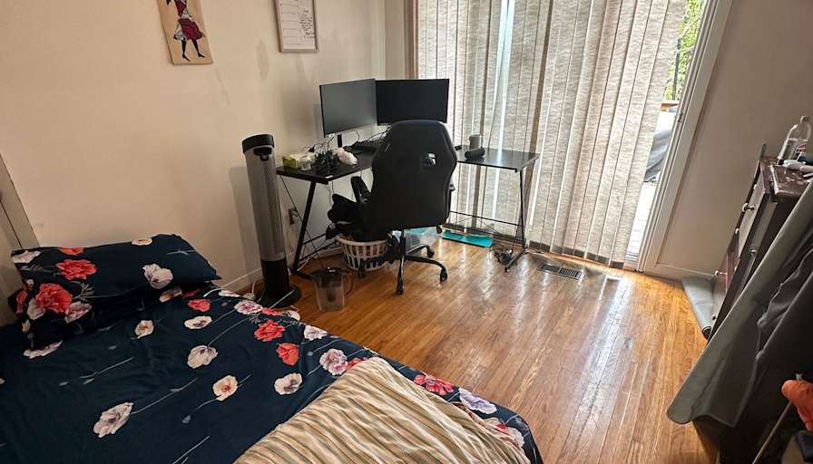 BILL's room